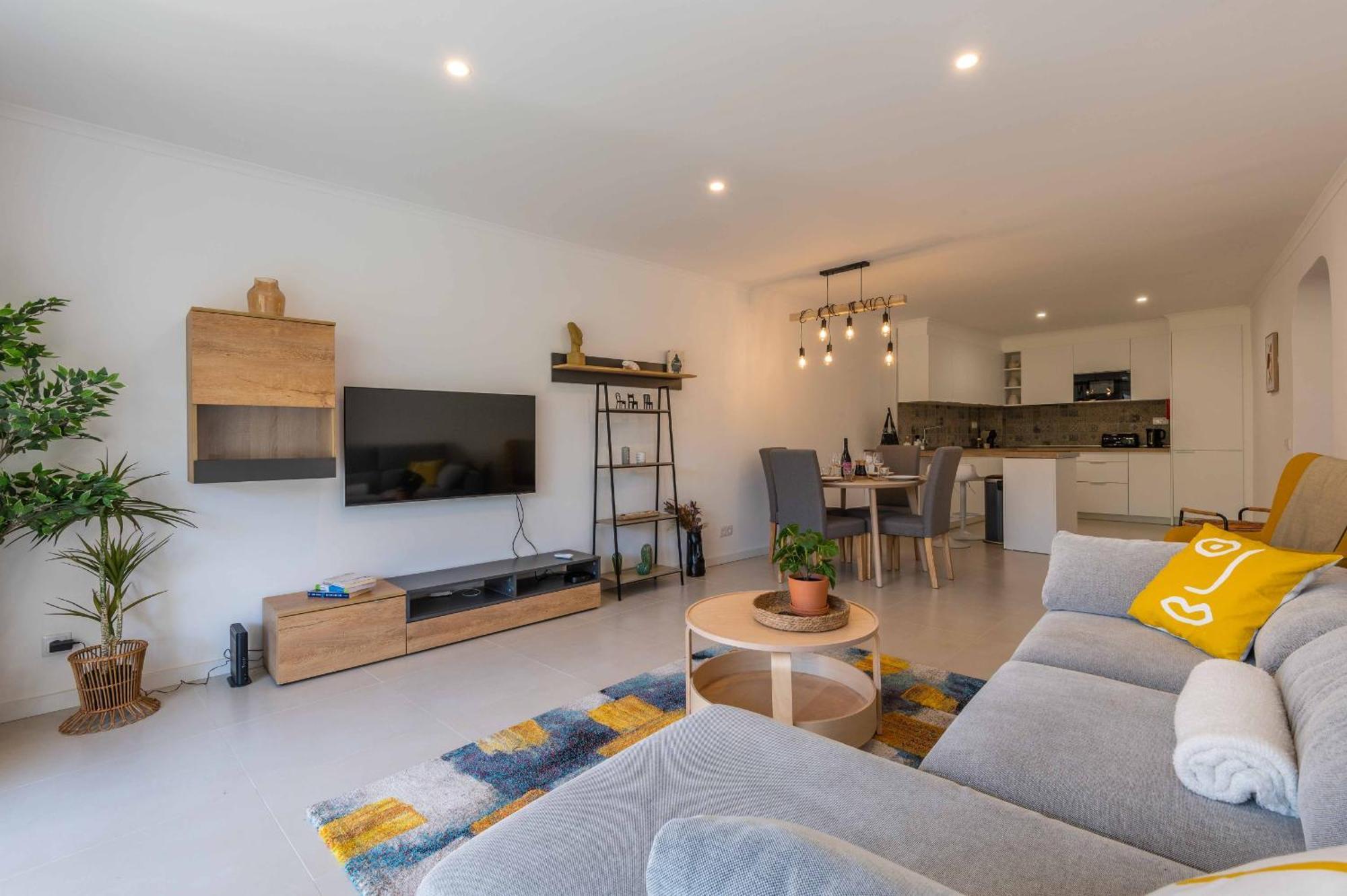 Lemon House - 400M From The Beach - Wifi Albufeira Buitenkant foto