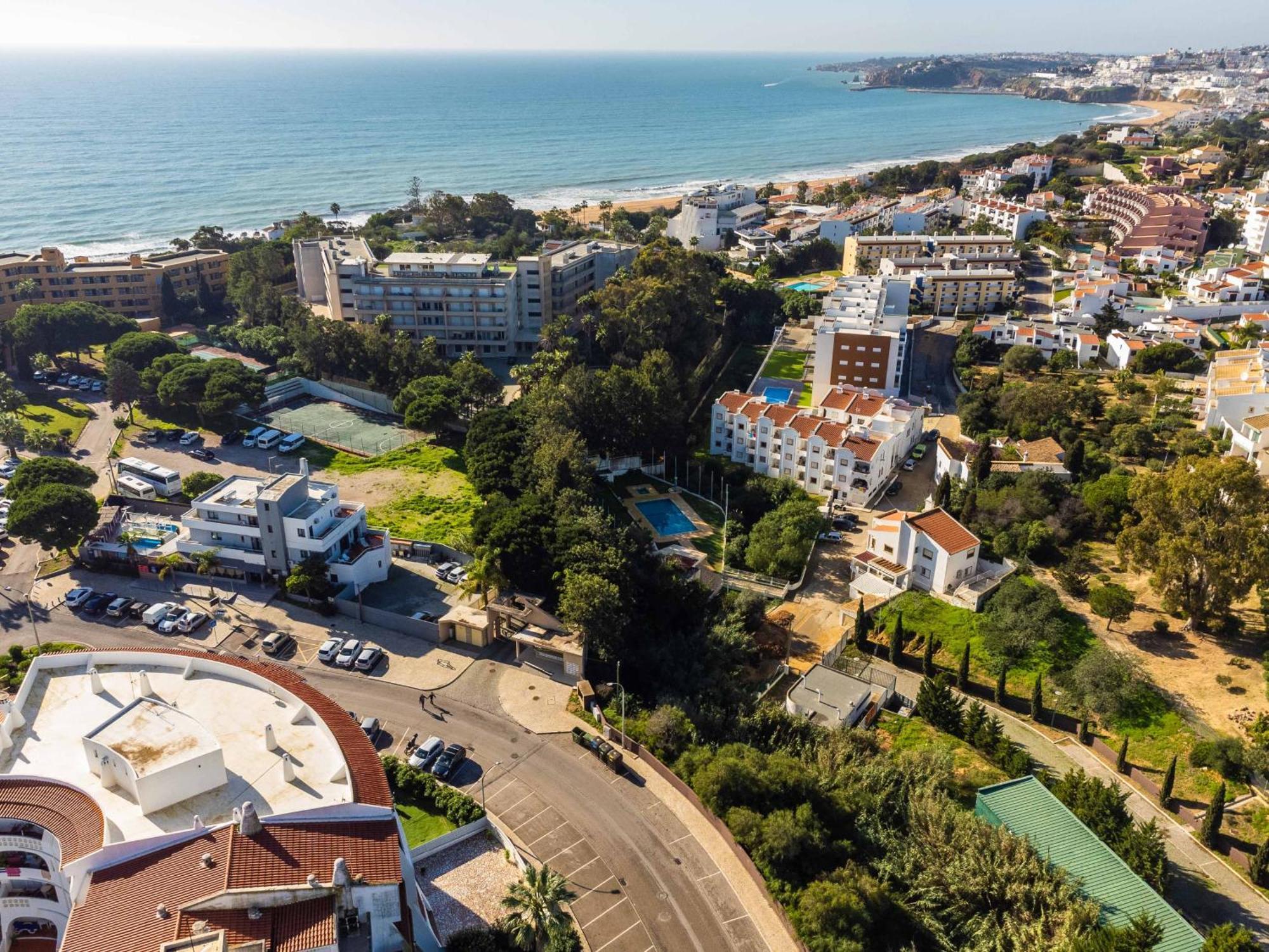 Lemon House - 400M From The Beach - Wifi Albufeira Buitenkant foto