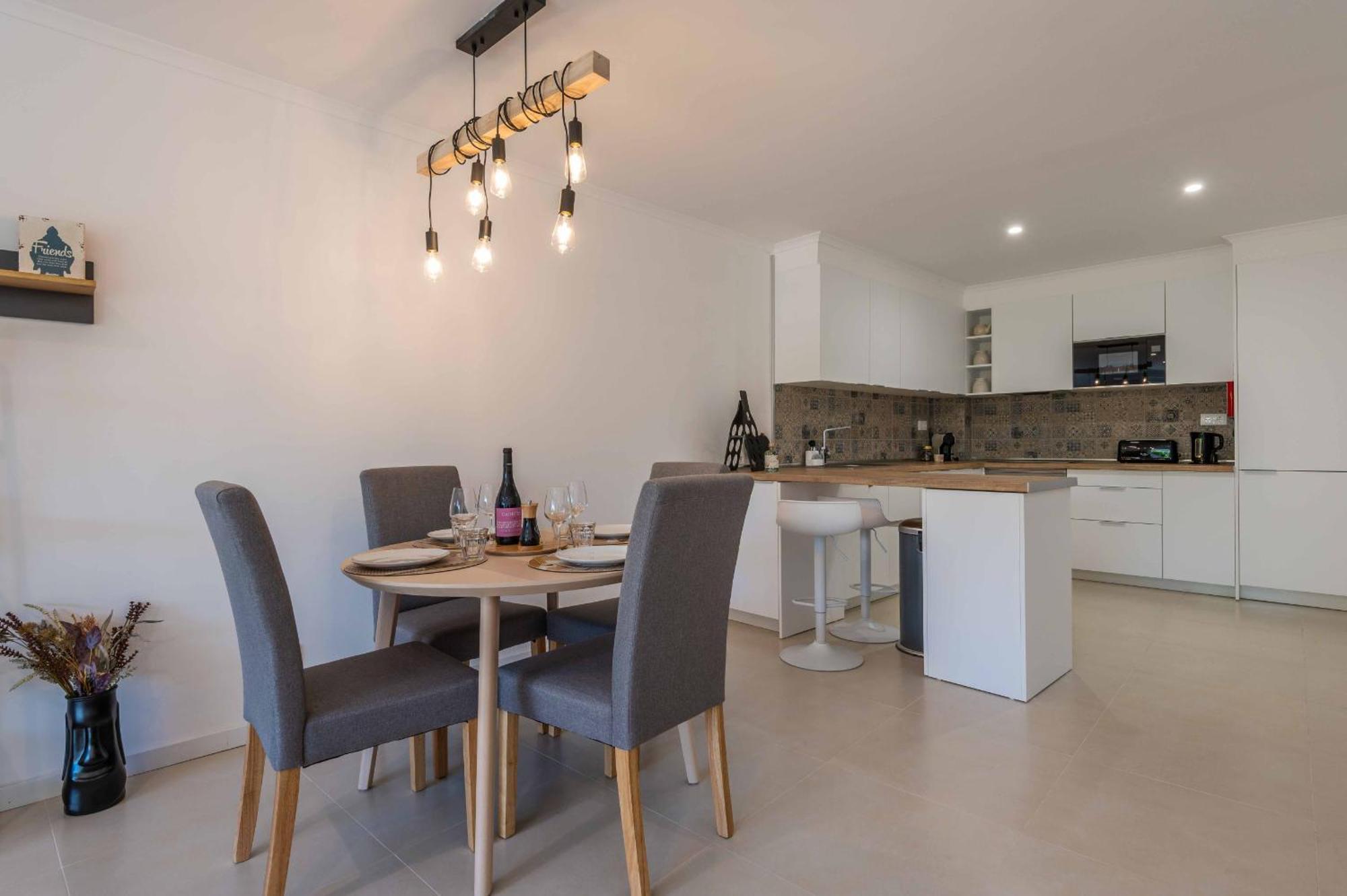 Lemon House - 400M From The Beach - Wifi Albufeira Buitenkant foto